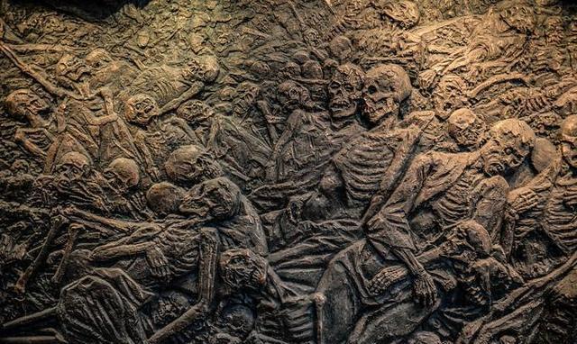 煤矿发现14个万人坑,一个坑中6万白骨,日本至今拒绝道歉_腾讯网