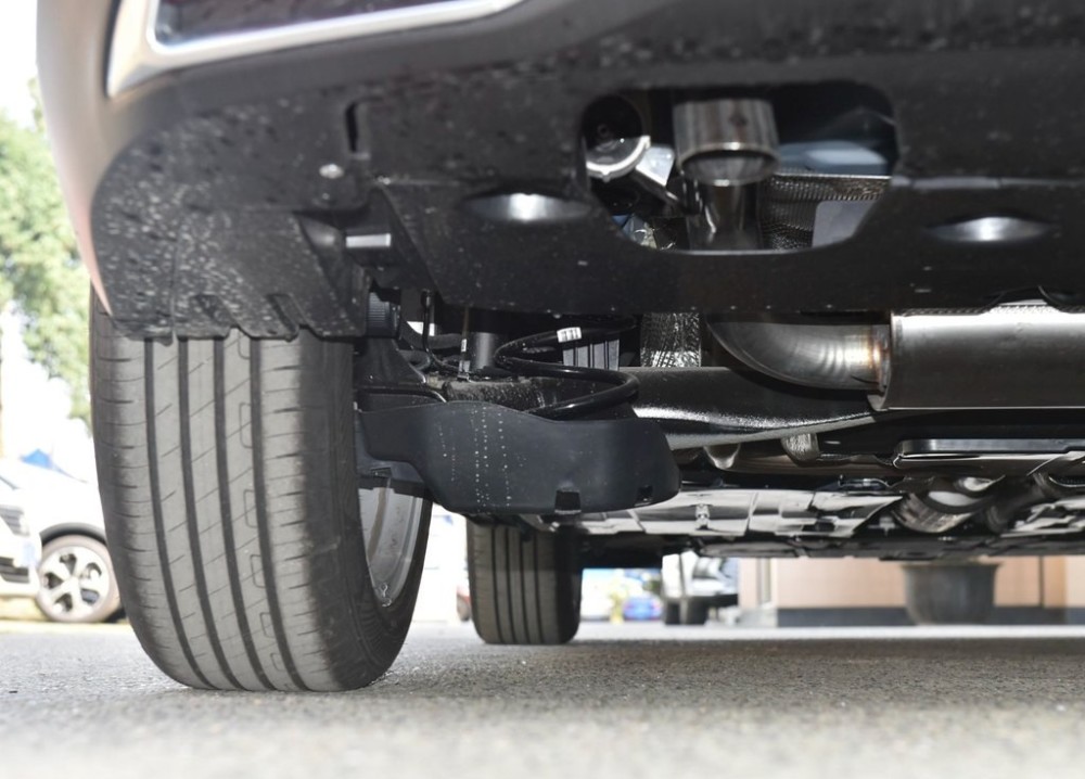 起售价不到15万凡尔赛c5x颜值最高的中型轿车