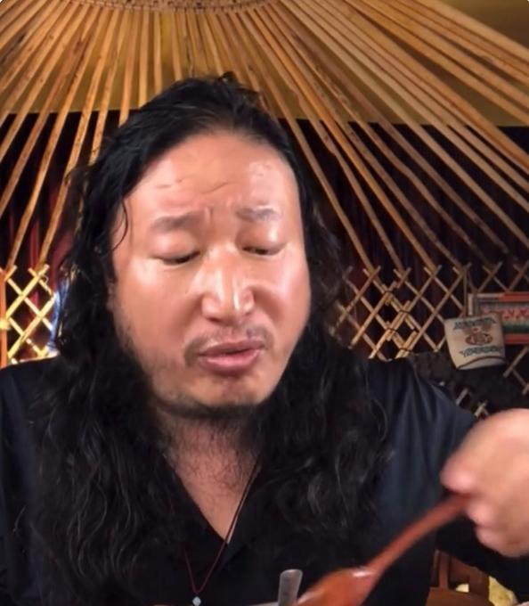 内蒙古网红毛子哥唱黑白脸我和恩克只不过是逢场作戏