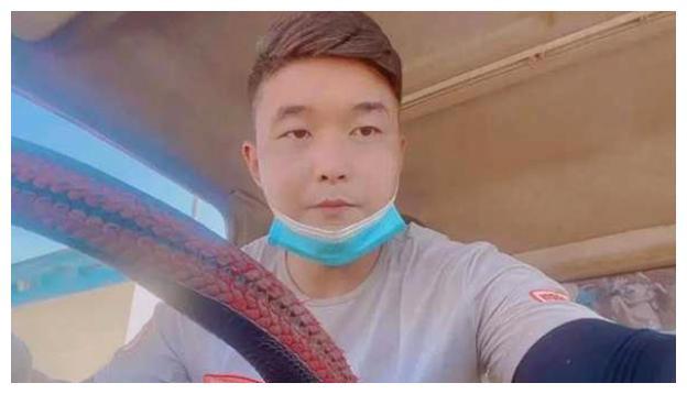 刘阿楠收废品如寻宝拒绝400万年薪被白岩松点名表扬