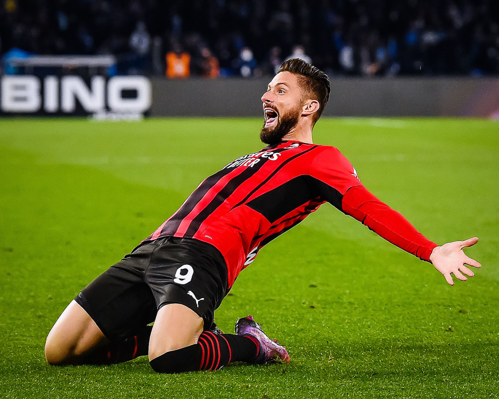 吉鲁破门米兰8战全胜造40年未见神迹单季11球仅逊两法国同胞