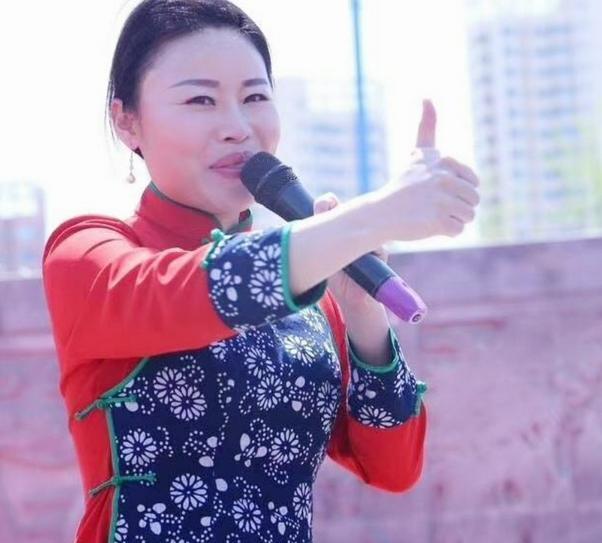 草帽姐遭丈夫前女友威胁不给钱便去家里闹2人疑似有私生子