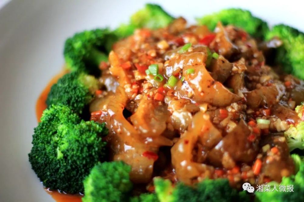 传统酸辣海参丨豪品汇菜品