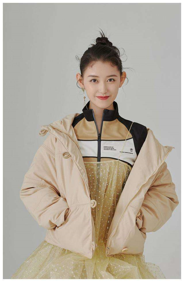 真会玩郭麒麟又换女朋友郭德纲老师是想抱孙子了吧