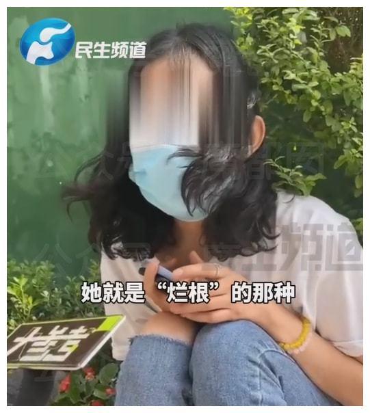 河南13岁女孩服百草枯进展肺部纤维化加重人虽清醒却痛苦异常