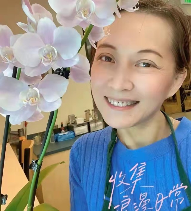 49岁《甘十九妹》女主近照曝光,眼角鱼尾纹明显,曾是90年代经典女主