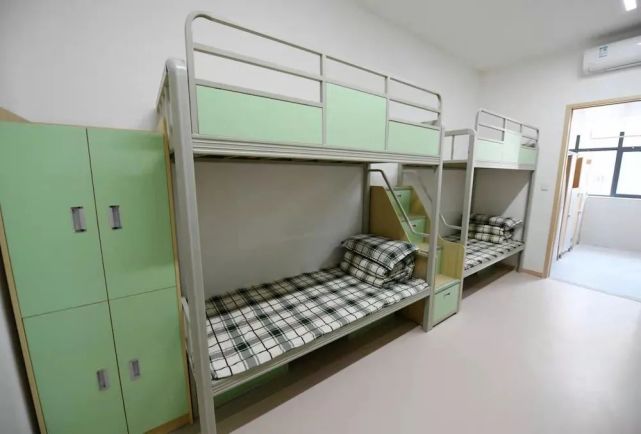 在高中段,游仙区长期以来仅有一所开元中学.