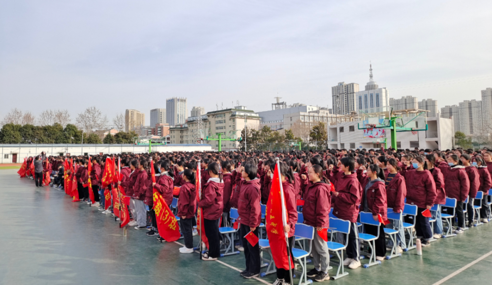 阜陽十五中拍下這一幕太震撼