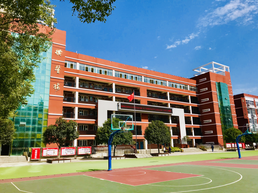 武汉中学:2021年火箭班本科特殊招生过线率98%_腾讯新闻