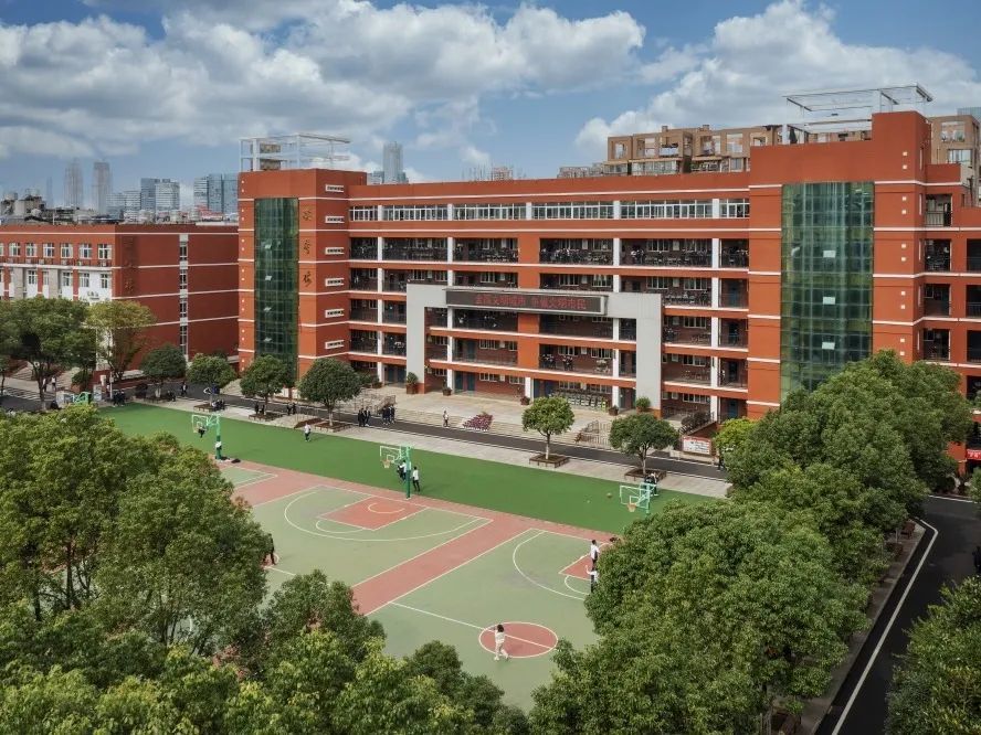 武汉中学:2021年火箭班本科特殊招生过线率98%_腾讯新闻