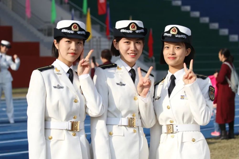 这才是最美女神,快来pick你喜欢的浪花白吧_腾讯新闻