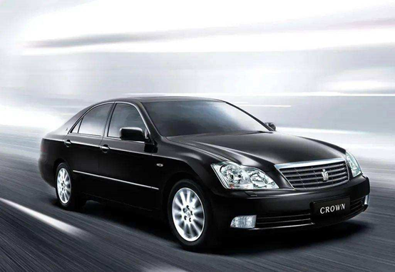 没了血统改卖情怀 会有人为40多万的进口皇冠买单吗?