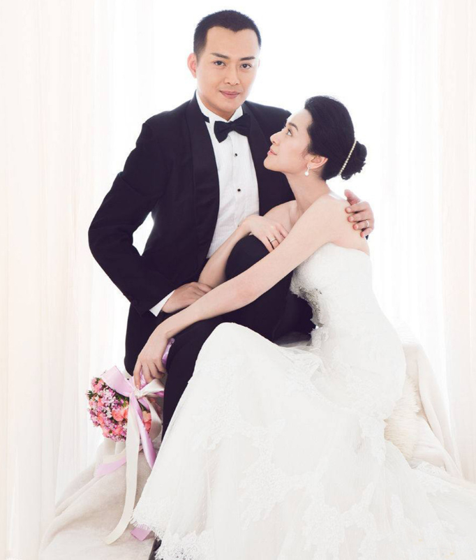 演员甄锡:当红时嫁大众男神黄海冰,8年生一双儿女,越活越美丽_腾讯