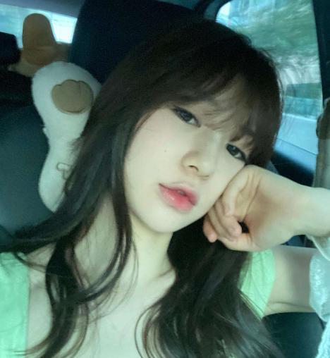 小辰吾妮看包把鼻子撞骨折数次登上热搜现实版直树湘琴