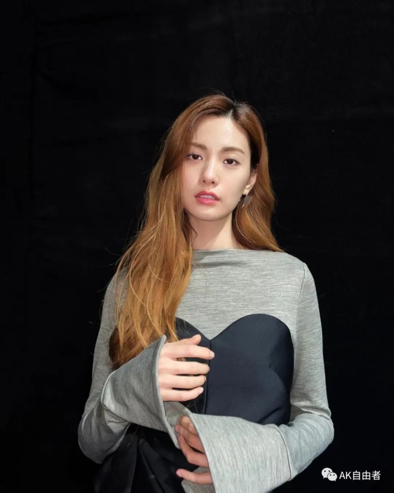 韩国女神林珍娜日常自拍