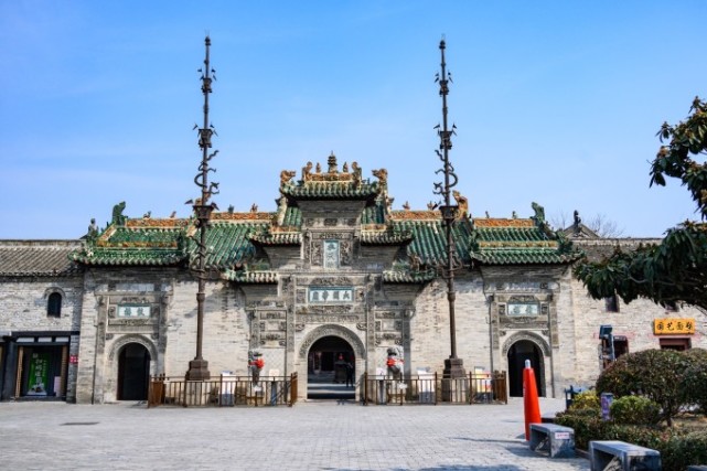 众所周知,亳州是神医华佗的故乡,自古以来它就是全国首屈一指的中药材