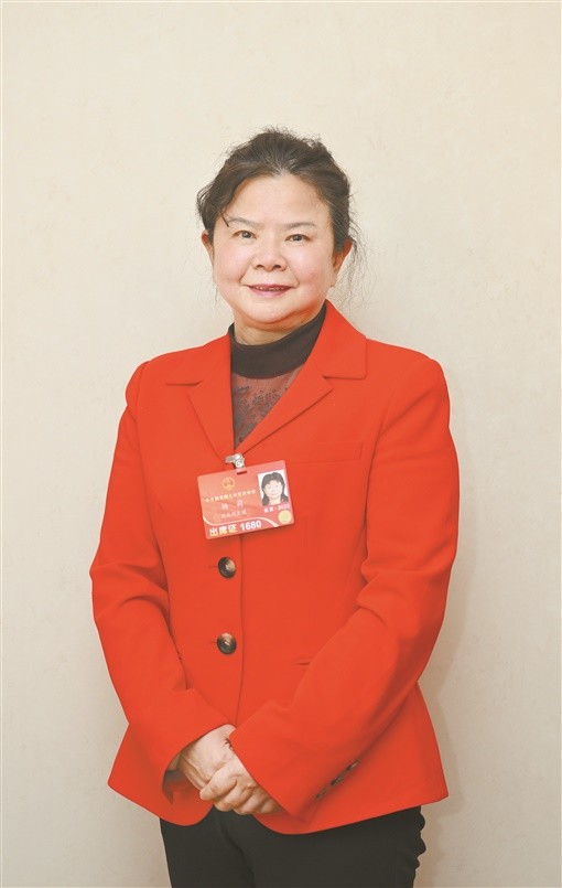 全国人大代表杨莉让退捕渔民有出路有收入能致富