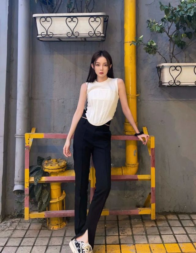 歌手汪小敏神仙颜值如此精致的面容只有上佛祖才能点化出来