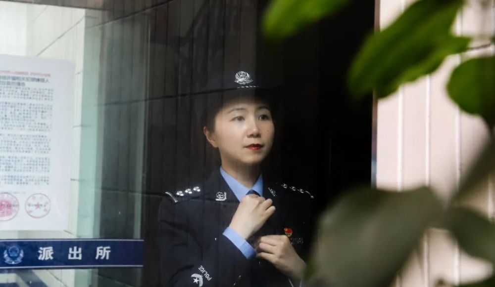 警花来袭看江阳警队她力量