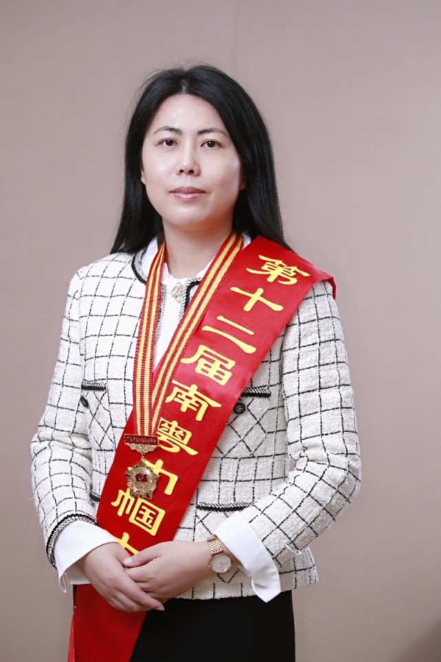 南粤巾帼十杰张冬梅:坐在"冷板凳"上研发创新药,我愿意