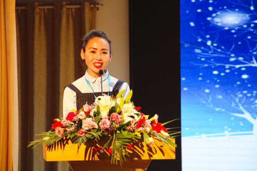 城阳区夏庄小学校长高彩霞:向美而生,逐光而行_腾讯新闻