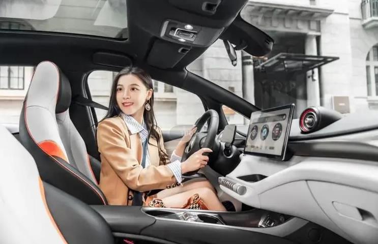歐拉海豚全一樣 新能源車歧視女性使用者為何屢見不鮮 産業 天天看點