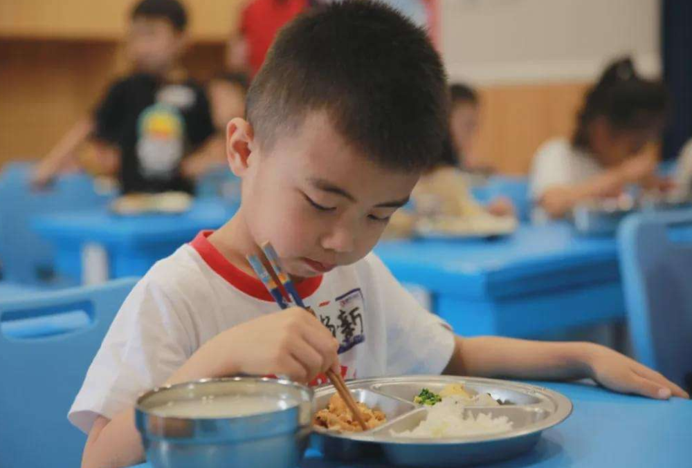 6周岁入学规定有变 小学入学年龄有望调整 家长们看法不一 腾讯新闻