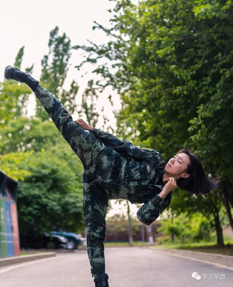 郭千姣考入武警部队唯一一所特战指挥院校,成为了一名军校学员