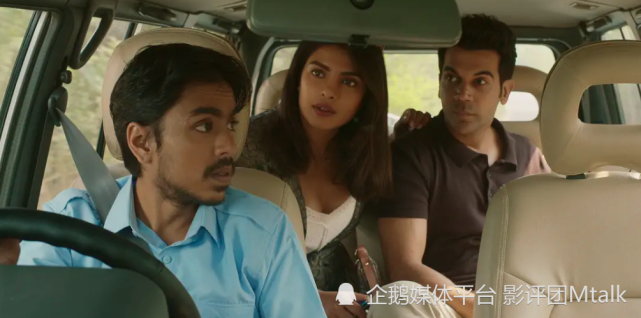 深度电影《白虎》:印度小伙从低种姓一步步走向巅峰,翻身为上流人士