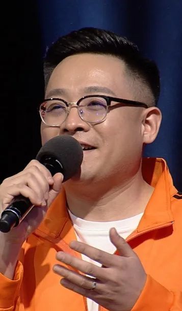 与此同时,王少华,小雪和田翔,刘红雁分别与两个票房合作,参与游戏"你