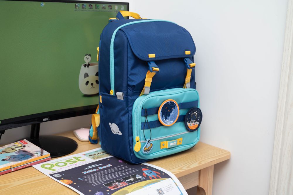 肩部减负计划,yatoto儿童护脊书包入手体验,侄子爱不释手_腾讯新闻