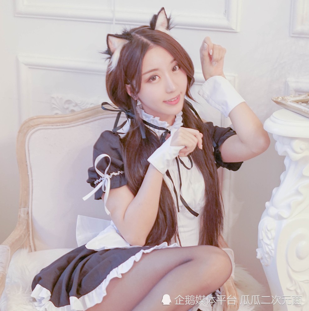 二次元cos丨兽耳娘女仆丨阳光明媚轻飘飘的感觉今天也绝对要帮上主人