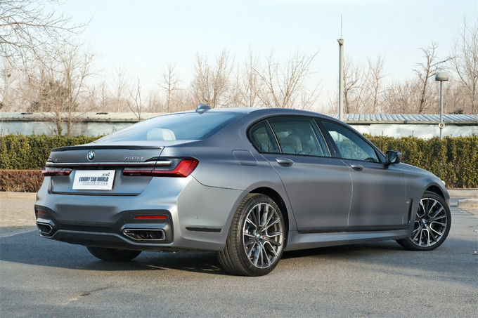 豪华180评测宝马750li旗舰大v8为啥仅被评足够豪华