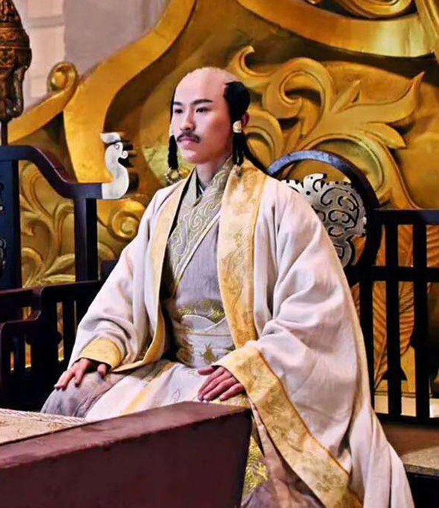 西夏皇室成员的表现,也远远超过当初北宋亡国时皇室成员的表现.