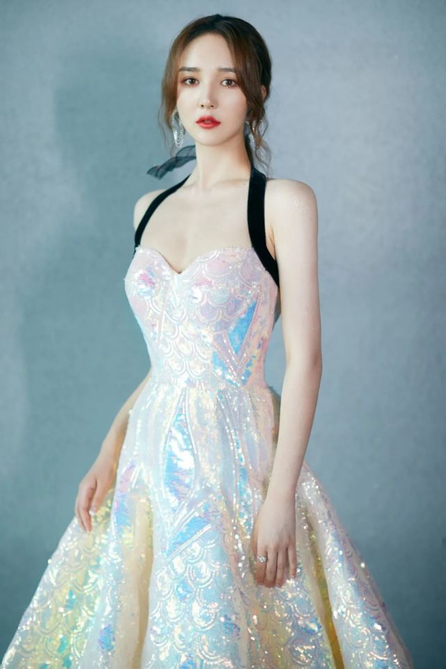 明星壁纸靳梦佳