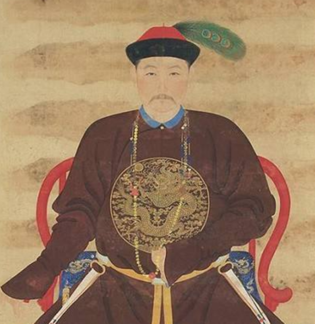 金大烟袋见皇帝不但不下跪,还能使唤和 