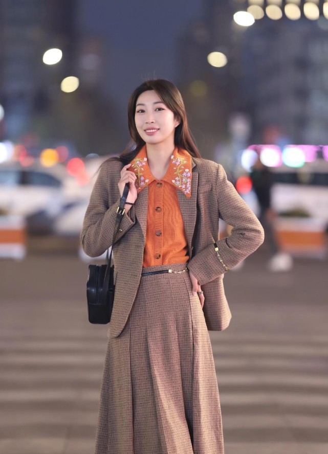 穿裙子的女人气质是高级看杭州美女就知道了优雅感太迷人