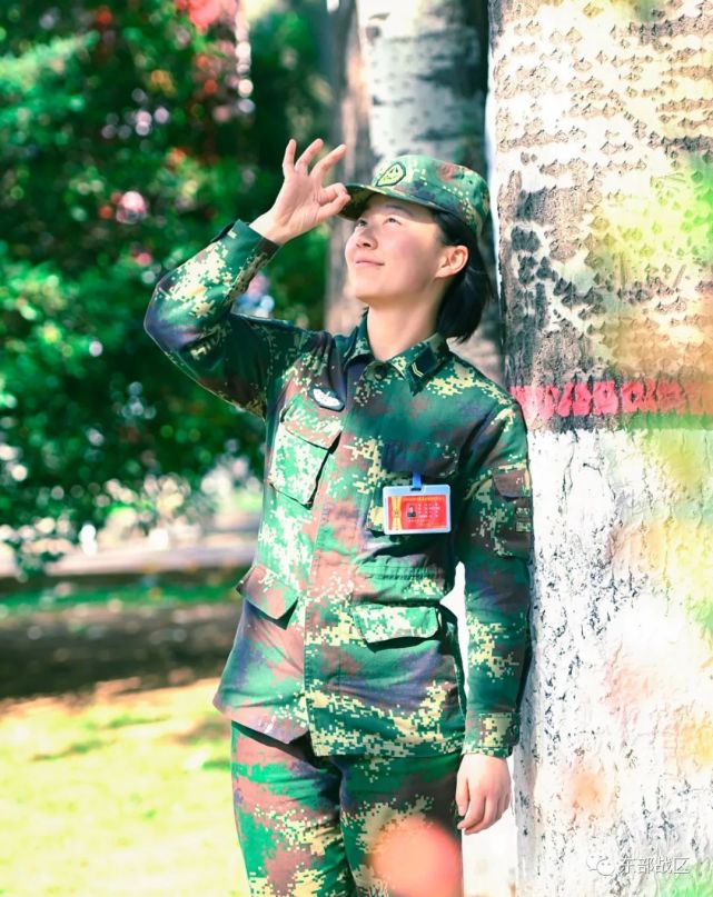 策划你好闪耀在战位上的女兵