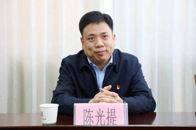 3月7日,融安县委常委,副县长陈光提带队到县中医医院开展
