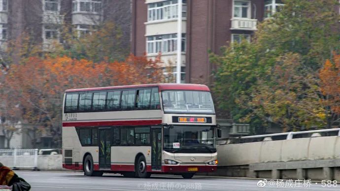 城事再见了巨无霸天津最后一辆双层公交车退役