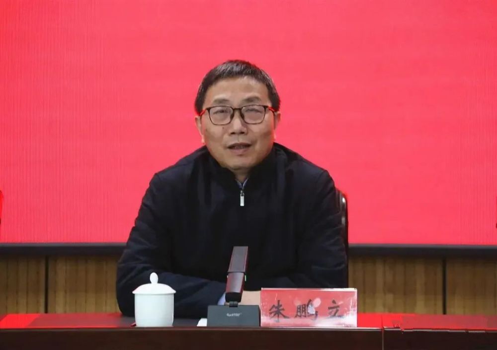 正如任命大会上,福建省立医院朱鹏立书记所说:"林开阳同志是一位吃苦