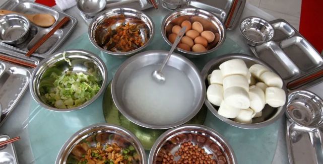 监狱里最好吃的是这些东西