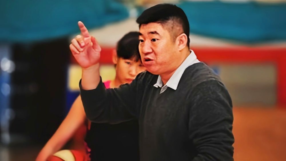 安广廷在打球的时候,曾经与巩晓彬,杨文海同一个时代.