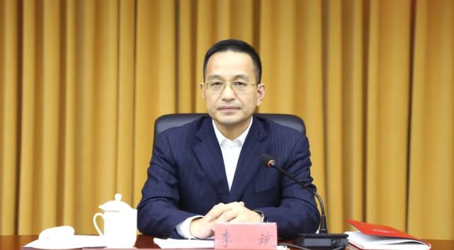 七师胡杨河市党委召开政法工作会议 李华斌出席会议并讲话 李斌主持