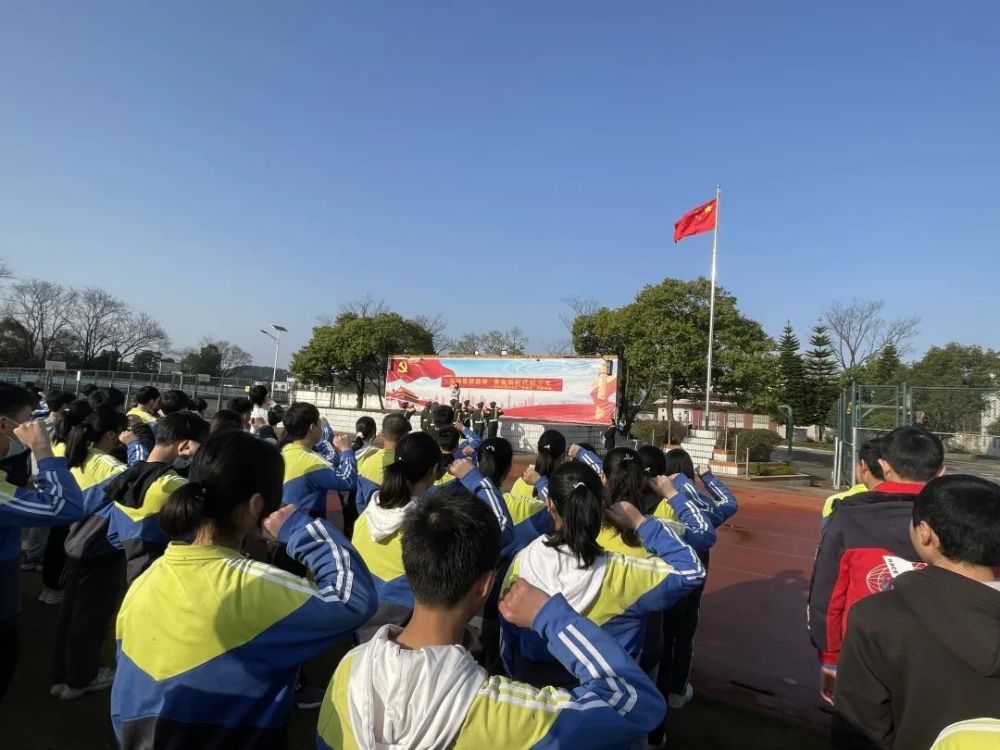 【雁山教育】雁山中学开展2022年学雷锋活动_腾讯新闻