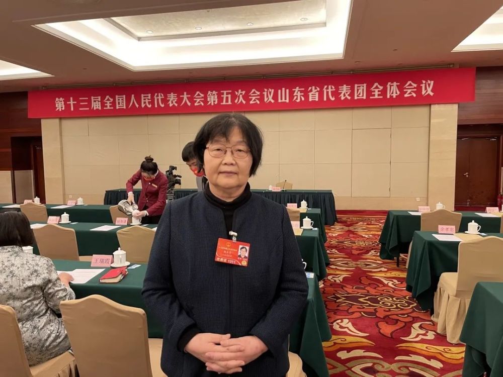 全国人大代表赵冬苓建议立法强化短视频平台责任建立黑名单制度