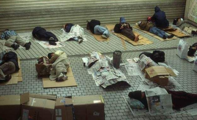 世界独有的奇特案例日本年轻人的现状集体躺平