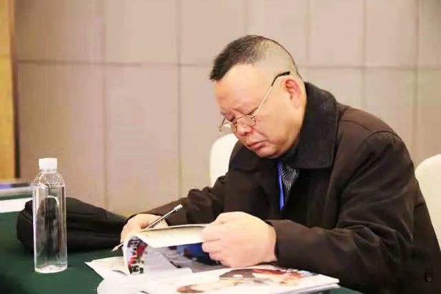 周邦华:跳动的音符,飘扬着新时代的主旋律——赏析赵天铭歌词《执着》