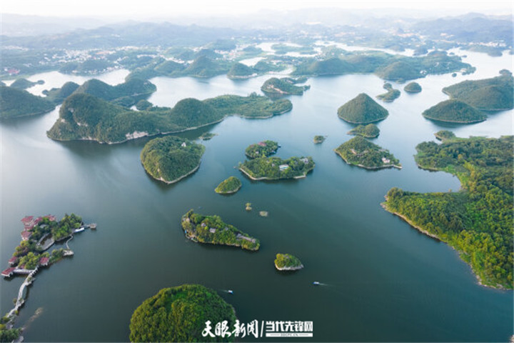 春意濃貴陽百花湖陽光明媚