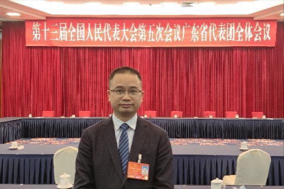全国人大代表李金波：加强智能家居适老化改造 助力居家养老_腾讯新闻